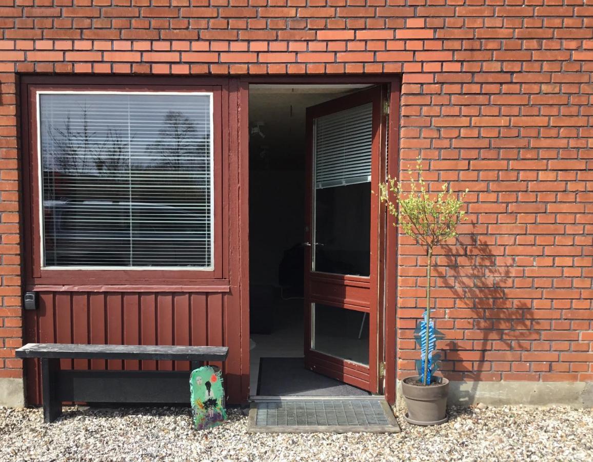 Arhus Nord Bed And Breakfast Hinnerup Exterior photo